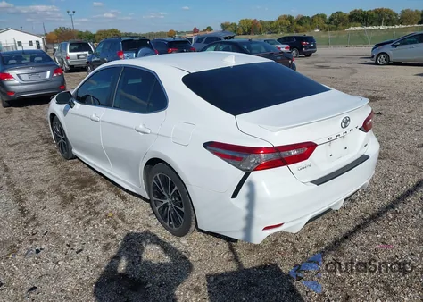 2019 Toyota Camry Se из США, поврежденный, VIN 4T1B11HKXKU817646